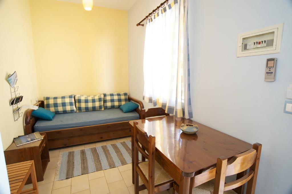 Kalypso Studios & Apartments Karavomylos Eksteriør billede