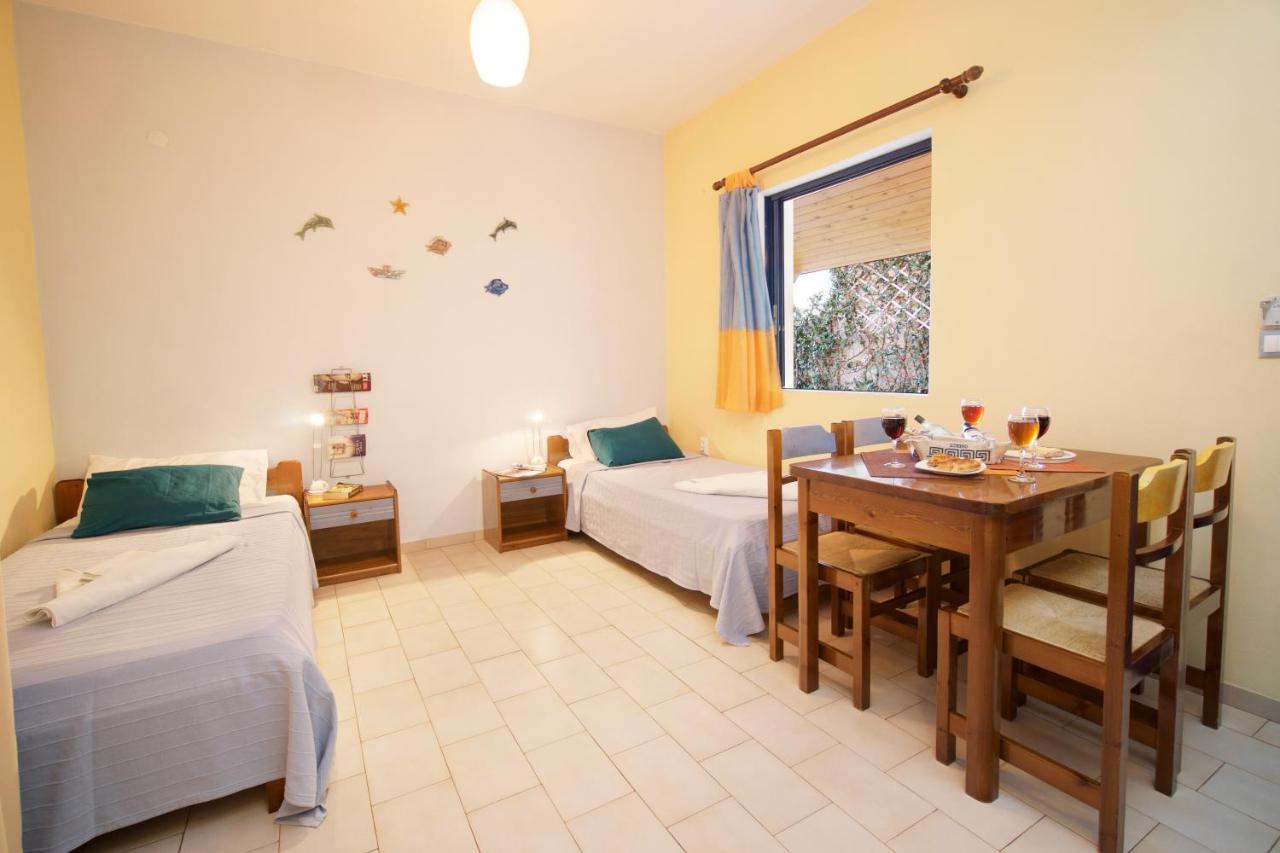 Kalypso Studios & Apartments Karavomylos Eksteriør billede